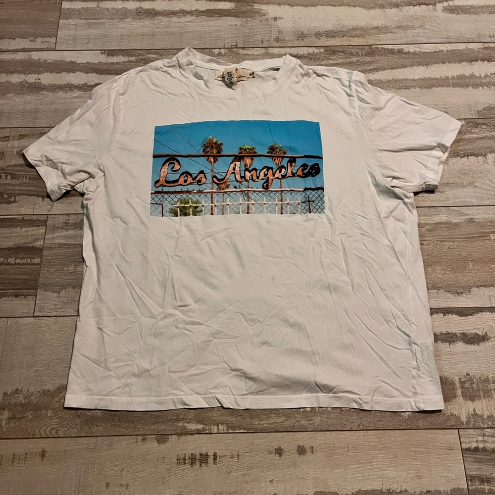 Los Angeles Graphic Tee